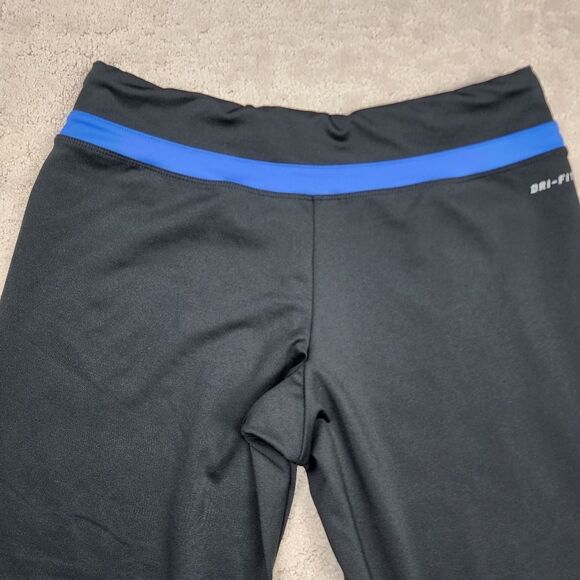 Nike Dri-Fit Crop Workout Shorts Size Small - Picture 7 of 9